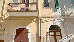 Appartamento Su 2 Livelli Con Locale