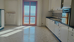 Appartamento Viale Martiri Altamura (Ba)
