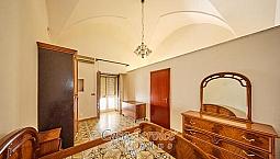 Abitazione Indipendente Con Terrazzo