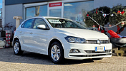Volkswagen Polo 1.0 Benzina Neopatentati