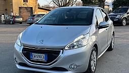 Peugeot 208 Puretech 82 5 Porte Allure Solo 100mil