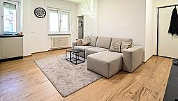 Moderno Trilocale Con Cantina A Bolzano - Via Pa