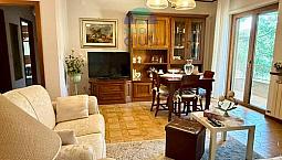 Grande Bicamere Con Taverna E Giardino Esclusivo