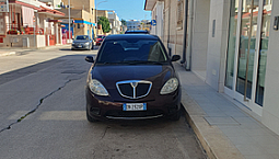 Lancia Y
