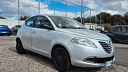 Lancia Ypsilon 1.2 69 Cv 5 Porte Platinum