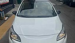 Opel Corsa 1.4 90cv Gpl Bicolore Black Edition