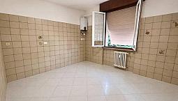 Appartamento Di 90 M² Con 3 Locali E Box Auto A Pa