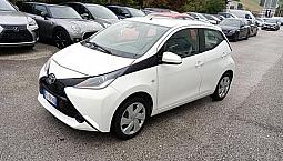 Toyota Aygo Ii 2014 5P 1.0 X-Cool My15