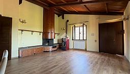 4 Locali A Magliano Romano