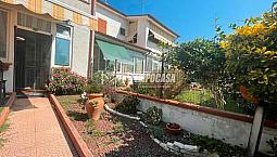 Quadrilocale Con Giardino E Posto Auto