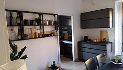 Sassari, Via Napoli 93, Moderno E Già A Reddito