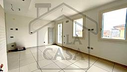 Appartamento In Quadrifamiliare Con Ingresso Indip