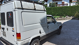 Autocarro Seat Terra Buon Stato