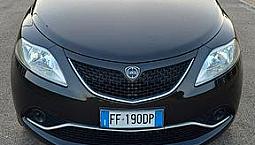 Lancia Ypsilon 1.2 69 Cv 5 Porte Gpl Ecochic Gold