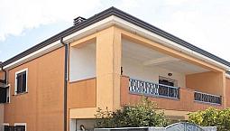 Piacevole Appartamento Con Veranda