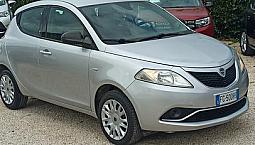 Lancia Ypsilon 1.2 69 Cv 5 Porte Silver