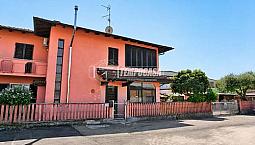 Appartamento In Villa Con Giardino !!!