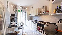 Appartamento Ristrutturato Con Garage E Cantina