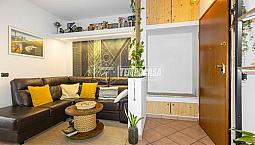 4 Locali Con Terrazzo, 3 Camere E Garage In Palazz
