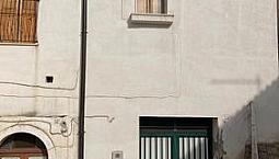 Casa Indipendente - 2 Immobili Nel Centro Storico
