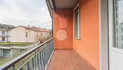 4 Locali A Vedano Al Lambro