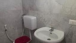 Cavenago B. 2Locali +Servizi 2°P E Monoloc+Serv.pt