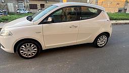 Lancia Ypsilon 1.3 Mjt 16v 95 Cv 5 Porte S&s Silve