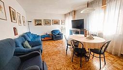 Trento Nors, Ampio Appartamento Con Due Garage