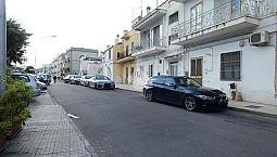 2 Locali A Policoro