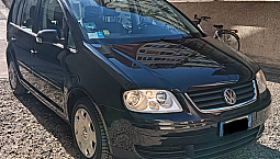 Volkswagen Touran 1.6 Fsi