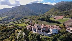 Casa In Frazione Bastia Di Fabriano An