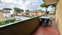 V18 Trilocale Con Vista Mare, Posto Auto E Cantin