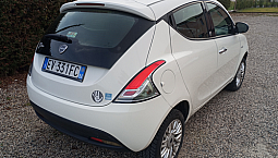 Lancia Ypsilon Per Neopatentati