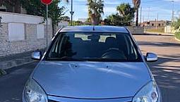 Dacia Sandero 1.4 8V Gpl Lauréate