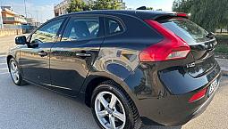 Volvo V40 D3 Kinetic 1.6 Diesel 2013 - Navi, Manua