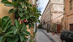 Via Piccioni - Piano Terra Con Cortile Privato