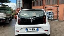 Volkswagen Eco Up Tappezzeria Alcantara E Pelle