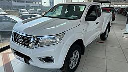 Nissan Navara 2.3 Dci 4Wd King Cab Acenta 4 Post