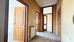 4 Locali A Carrara