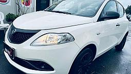 Lancia Ypsilon 1.2 69 Cv 5 Porte Gold