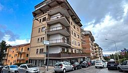 Via Papa Giovanni - Ristrutturato 120 Mq Con Box