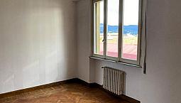 Appartamento Di Ampia Superficie Con Terrazzi E...