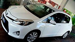 Toyota Yaris Ibrida Automatica Fine 2014