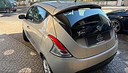Lancia Ypsilon 1.2 69 Cv 5 Porte Gpl Ecochic Gold