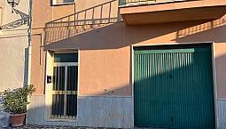 Appartamento Con Box Auto E Giardino