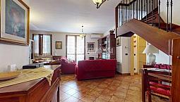 Quadrilocale Con Balcone E Garage