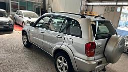 Toyota Rav 4 2,0-D-4D-2001