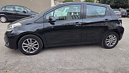 Toyota Yaris 1.0 5P Loungr