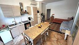 Appartamento Indipendente Con Corte