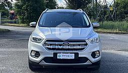 Ford Kuga 1.5 Tdci 120 Cv S&s 2wd Powershift Titan